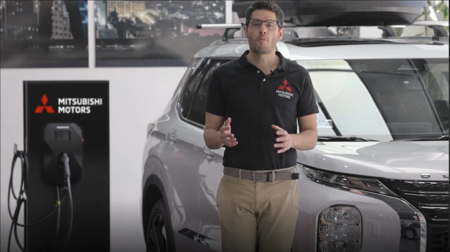 Un vehículo HEV es más eficiente que la mitsubishi Outlander PHEV?